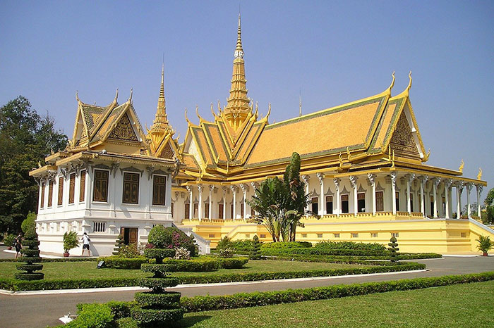 Circuit-Vietnam-Cambodge-3-semaines palais royal